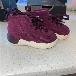Nike Baby Sneakers in Purple and White